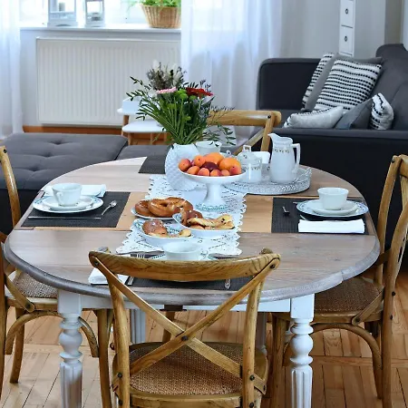 Holiday home Alsacien 75m² Avec 2 Chambres, Climatisation, Jardin Prive, Proche Colmar Et Mulhouse - Fr-1-744-2 *